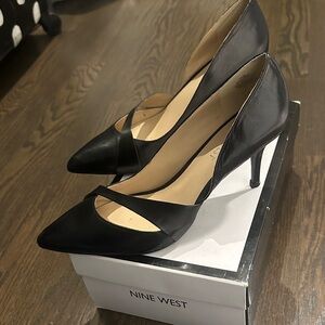 Nine West Black Pointed Toe Heels